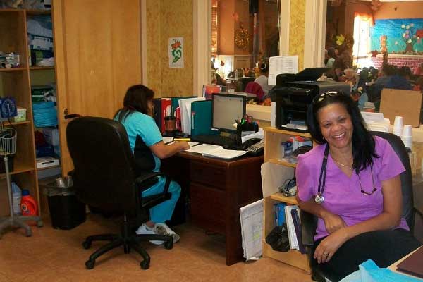 Senior_Expert_Medical_Care